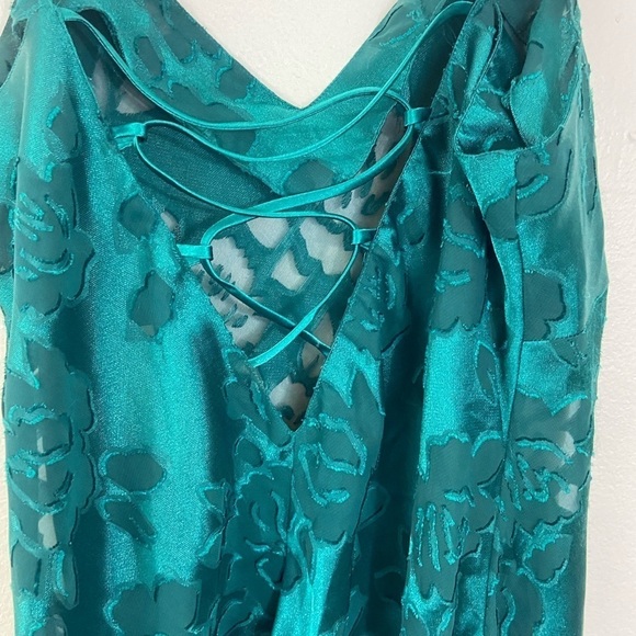 Vintage Victoria Secret Emerald Green Slip Dress M Satin Floral Y2K Whimsigoth - Picture 4 of 9